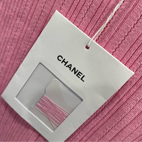 Chanel 23P Pink White CC Logo Ribbed Stretch Cotton Knit T-Shirt Top Shirt 36 - Picture 14 of 15